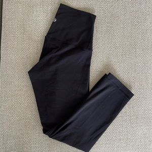 Lululemon Wunder Under High Rise 25’- Size 4